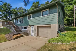 911 16th St, Menomonie, WI 54751 - Photo 30