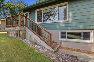 911 16th St, Menomonie, WI 54751 - Photo 38