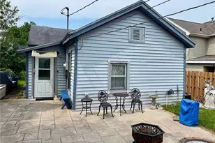 913 Summer St, Eau Claire, WI 54701 - Photo 10