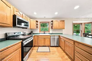 624 Galahad Rd, Hudson, WI 54016 - Photo 12