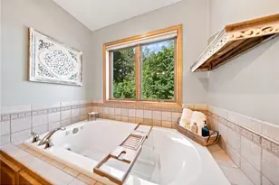 605 Knollwood Dr, Hudson, WI 54016 - Photo 20