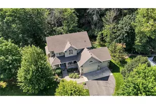 605 Knollwood Dr, Hudson, WI 54016 - Photo 36