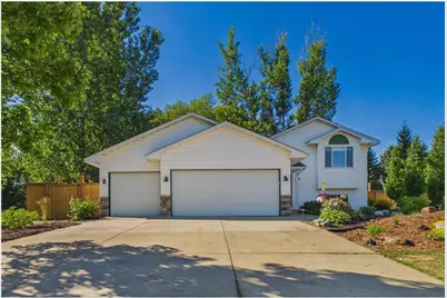 10745 Matthew Drive, Chisago City, MN 55013 - Photo 1
