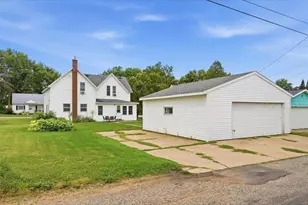 504 Cedar St, Colfax, WI 54730 - Photo 22