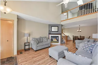 2335 Oakridge Circle, Hudson, WI 54016 - Photo 4