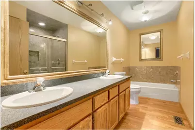 1896 Beebe Road, Maplewood, MN 55109 - Photo 14