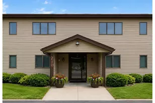 210 Sargent Dr, Red Wing, MN 55066 - Photo 2