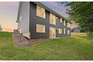 271 Eagle Ridge Dr, Roberts, WI 54023 - Photo 2