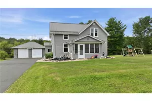 1301 E Laneville Ave, Durand, WI 54736 - Photo 2