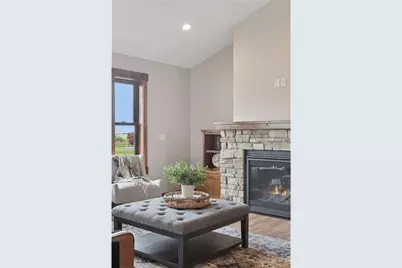 238 Eagle Ridge Drive, Roberts, WI 54023 - Photo 6