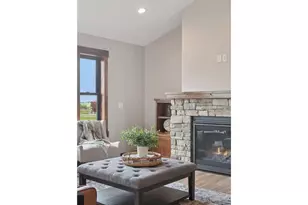 238 Eagle Ridge Dr, Roberts, WI 54023 - Photo 6