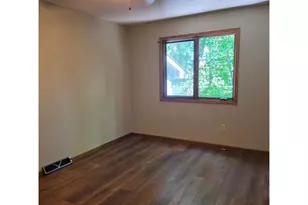 28957 Linden Ave, Lindstrom, MN 55045 - Photo 10