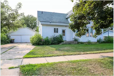 1140 12th Avenue, Baldwin, WI 54002 - Photo 2