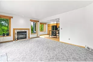 503 Grand View Heights Ct, Menomonie, WI 54751 - Photo 16