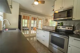 2027 Northwood Dr, North Saint Paul, MN 55109 - Photo 10