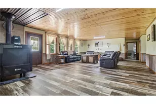 67 1 1/2 St, Genoa City, WI 54005 - Photo 4