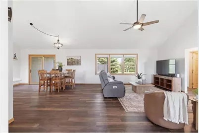 545 Kreuziger Road, River Falls, WI 54023 - Photo 8