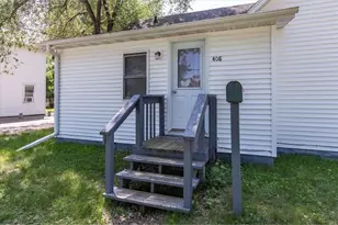 408 18th Ave, Menomonie, WI 54751 - Photo 2