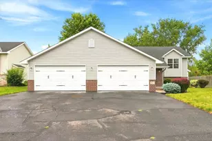 844 Plum Tree Ln, Somerset, WI 54025 - Photo 2