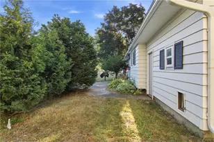 1002 W Spruce St, Chippewa Falls,  54729 - Photo 32