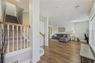 1240 County Road D, Maplewood, MN 55109 - Photo 4