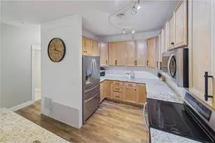 1240 County Road D, Maplewood, MN 55109 - Photo 10