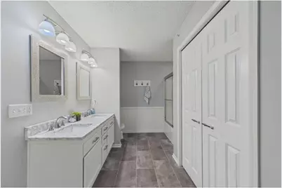 1240 County Road D #3, Maplewood, MN 55109 - Photo 18