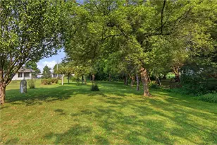 305 W Prospect St, Thorp, WI 54771 - Photo 68
