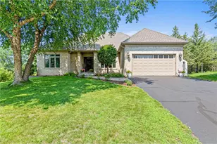 23 Ashbury Ct, Hudson, WI 54016 - Photo 2