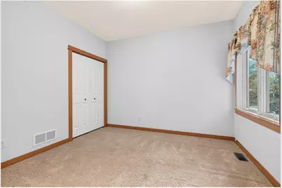 5845 Oakgreen Court, Stillwater, MN 55082 - Photo 22