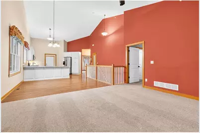 5845 Oakgreen Court, Stillwater, MN 55082 - Photo 8