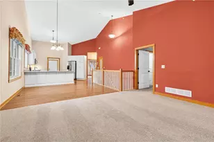 5845 Oakgreen Ct, Stillwater, MN 55082 - Photo 8