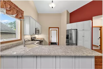 5845 Oakgreen Court, Stillwater, MN 55082 - Photo 12