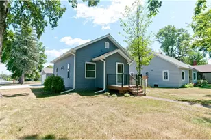 939 Craite Ave, Rice Lake, WI 54868 - Photo 2