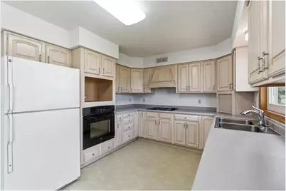 206 County Road Jj, Kinnickinnic Township, WI 54022 - Photo 10