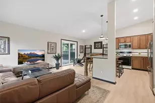 1251 Archer Ln, Plymouth, MN 55447 - Photo 20