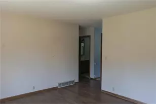 W9806 805th Ave, River Falls, WI 54022 - Photo 28