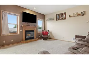324 Birch St, Baldwin, WI 54002 - Photo 8