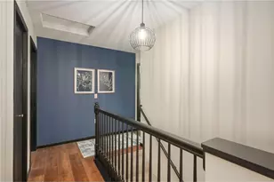 2441 Oakridge Cir, Hudson, WI 54016 - Photo 10