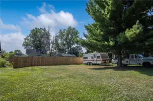 419 N 1st St, New Richmond, WI 54017 - Photo 12