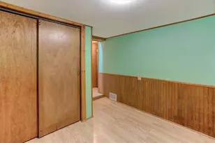 855 Stout St, Menomonie, WI 54751 - Photo 28