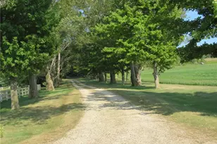 N3580 730th St, Hartland Township, WI 54011 - Photo 6