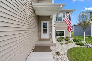 1238 Compton Ave, River Falls, WI 54022 - Photo 4