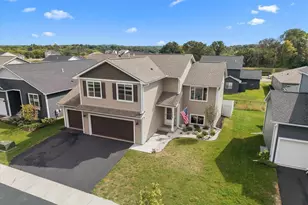 1238 Compton Ave, River Falls, WI 54022 - Photo 2