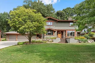 1619 Golf View Dr, River Falls, WI 54022 - Photo 2
