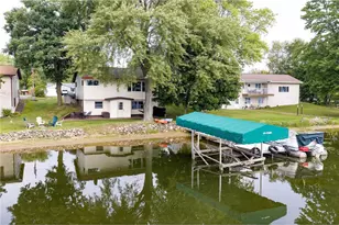 812 Magnor Lake Ln, Clayton, WI 54004 - Photo 8