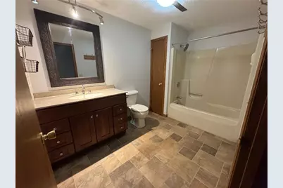 4002 Oak Knoll Drive, Eau Claire, WI 54701 - Photo 28
