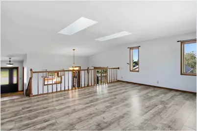 4002 Oak Knoll Drive, Eau Claire, WI 54701 - Photo 8