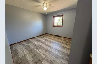 4002 Oak Knoll Drive, Eau Claire, WI 54701 - Photo 16