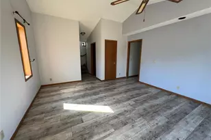 4002 Oak Knoll Dr, Eau Claire, WI 54701 - Photo 20